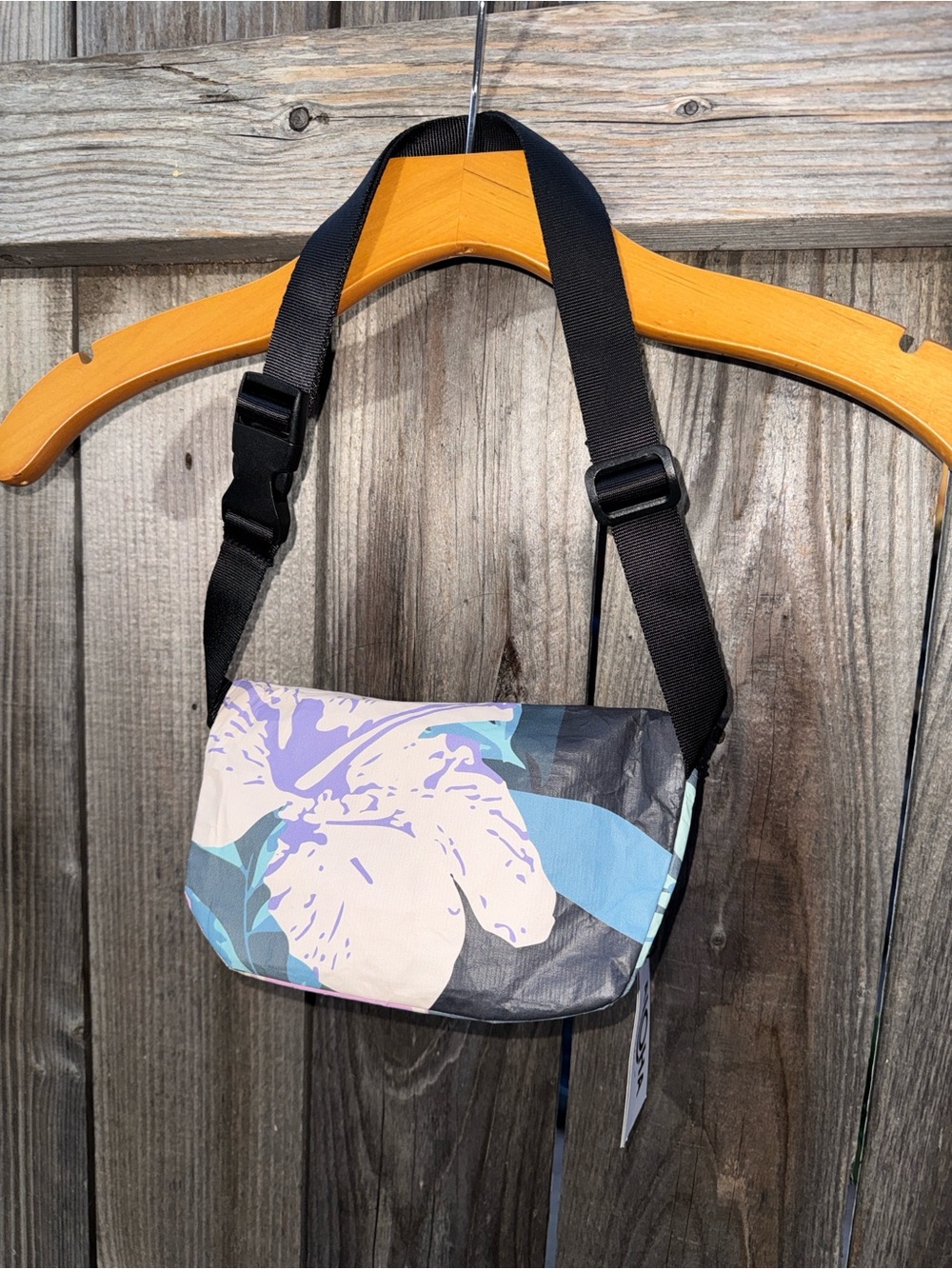 ALOHA Collection Mini Hip Pack - Picture 10 of 10